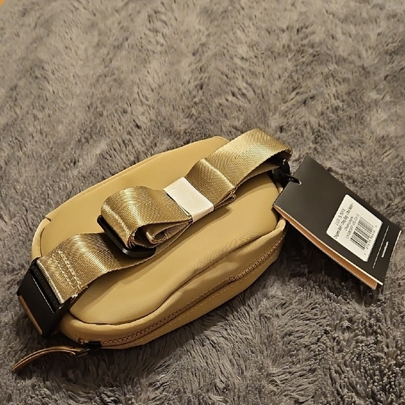 Lux & Nyx Tan Crossbody Bag - Picture 2 of 8